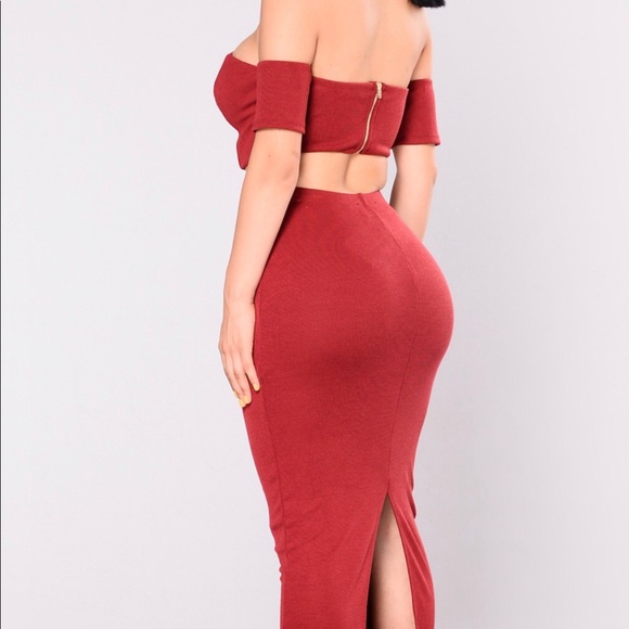 Fashion Nova Sarah Wine Set - Picture 2 of 3